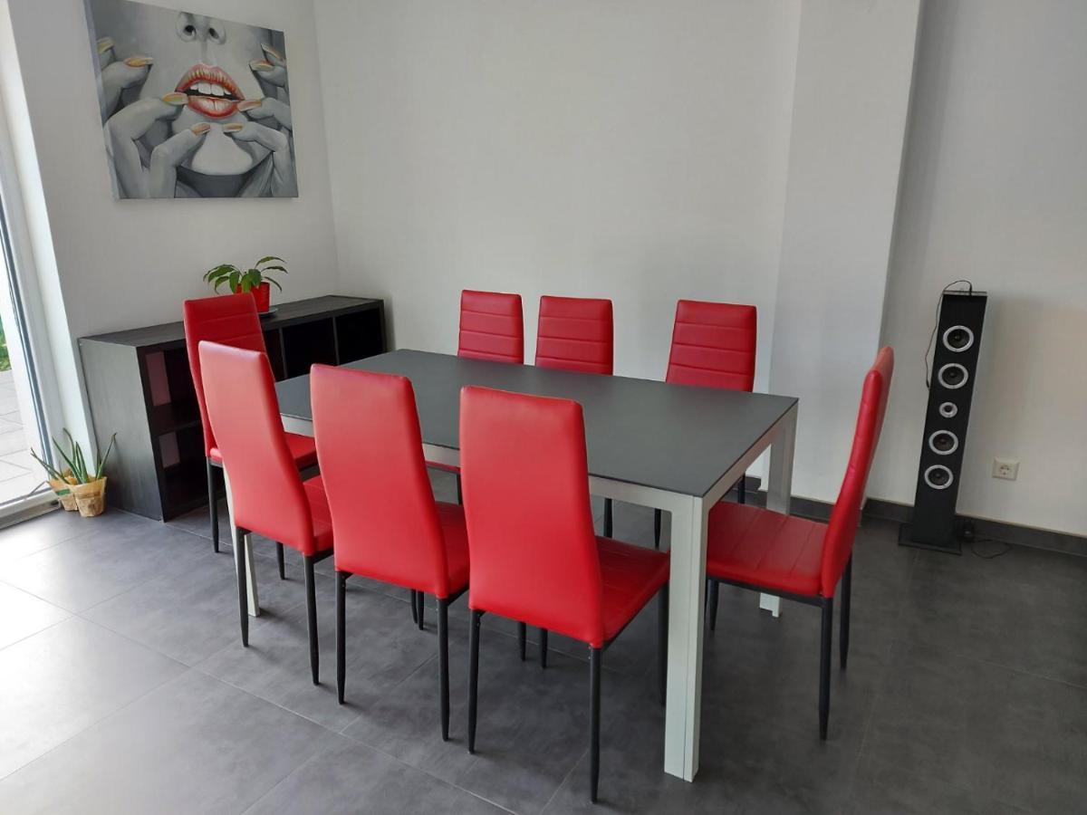 Several Different Rooms, Newly Furnished, In A New House In Vichten エクステリア 写真