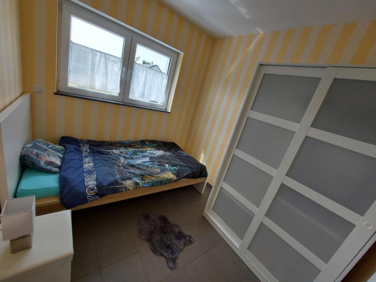 Several Different Rooms, Newly Furnished, In A New House In Vichten エクステリア 写真