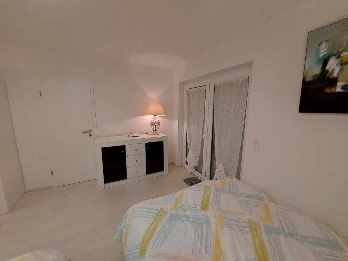 Several Different Rooms, Newly Furnished, In A New House In Vichten エクステリア 写真
